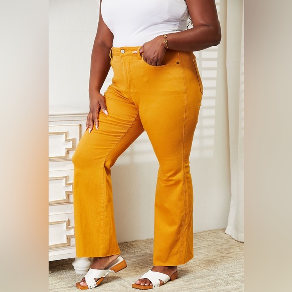 Judy Blue High-Waisted Tummy Control Flare Jeans main image 1